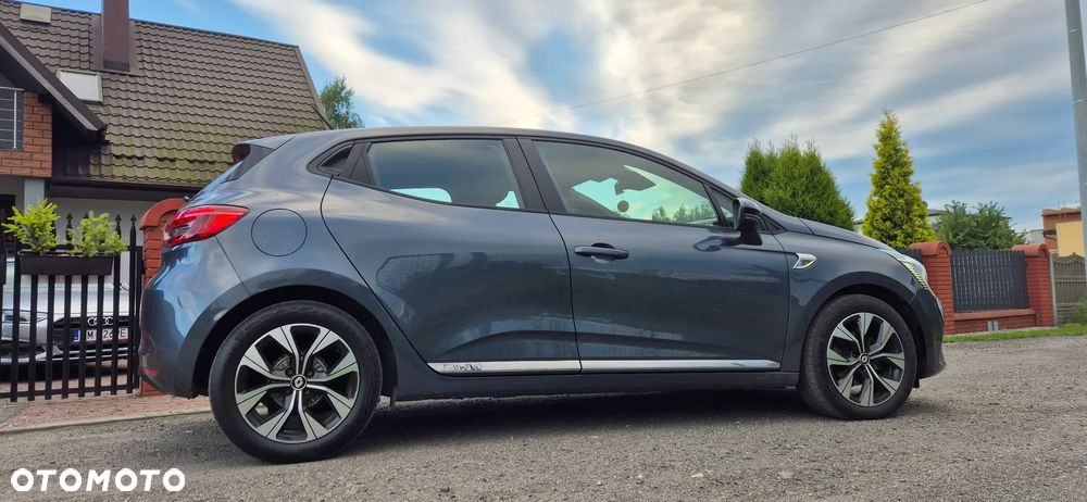 Renault Clio TCe 90 EVOLUTION - 9