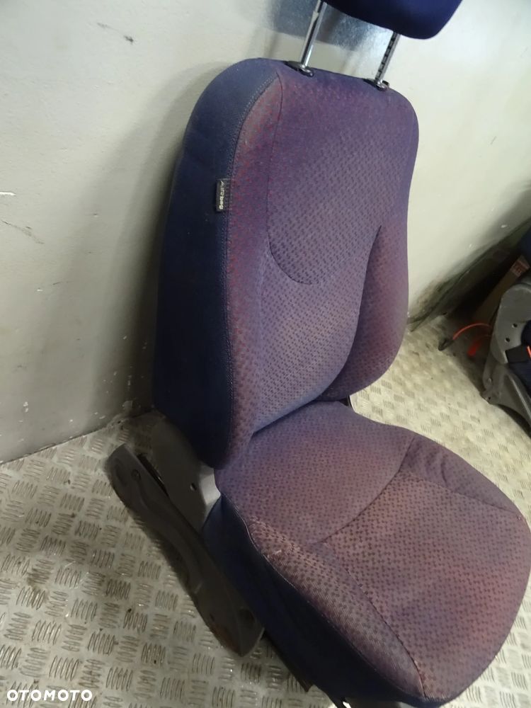 FOTEL PASAŻERA PRAWY PRZÓD FIAT MULTIPLA NR255 - 7