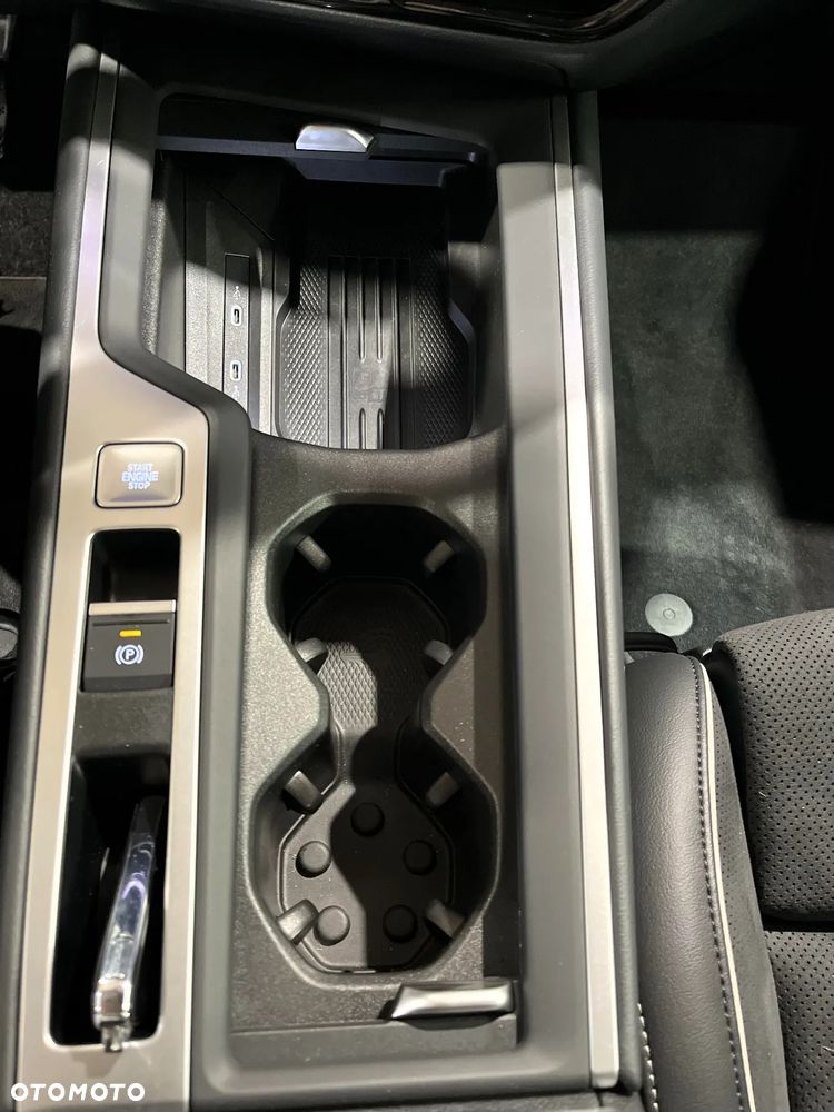 Volkswagen Passat - 16