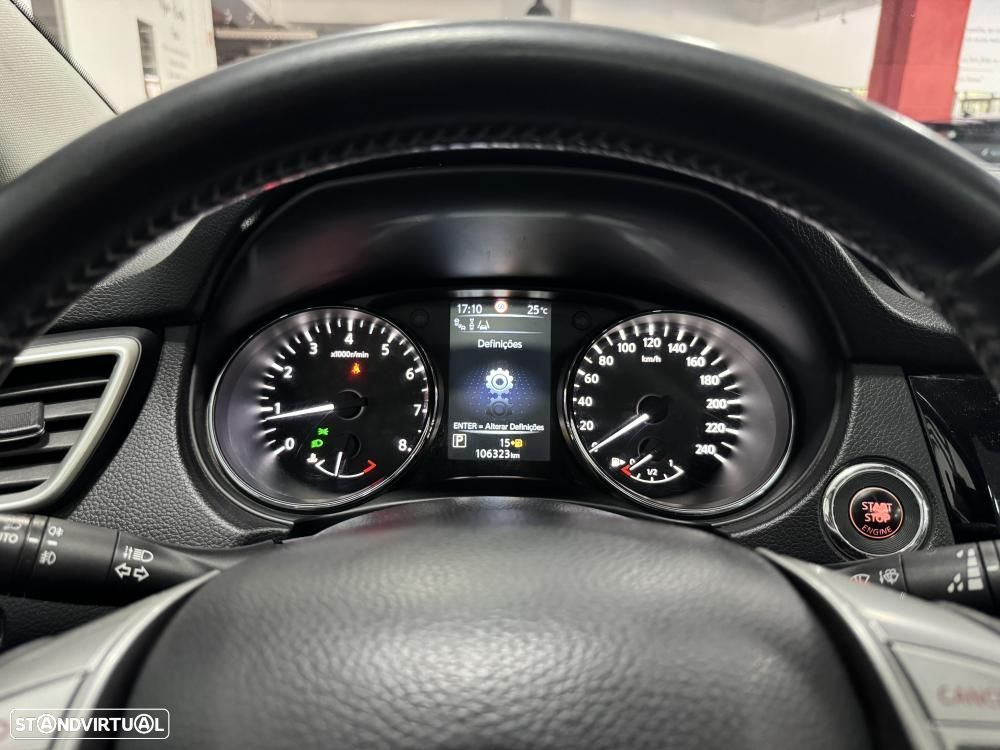 Nissan Qashqai 1.2 DIG-T Xtronic N-Connecta - 29