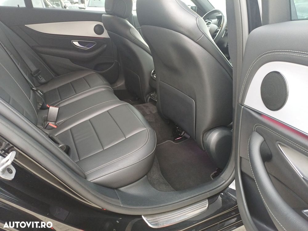 Mercedes-Benz E 200 9G-TRONIC Edition AMG Line - 25