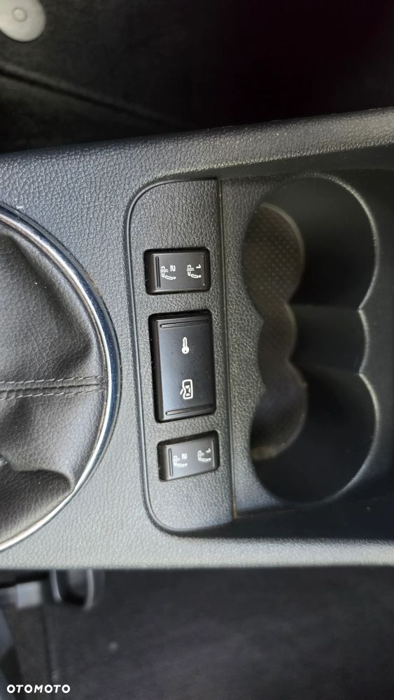 Skoda Fabia 1.2 HTP Ambition - 12