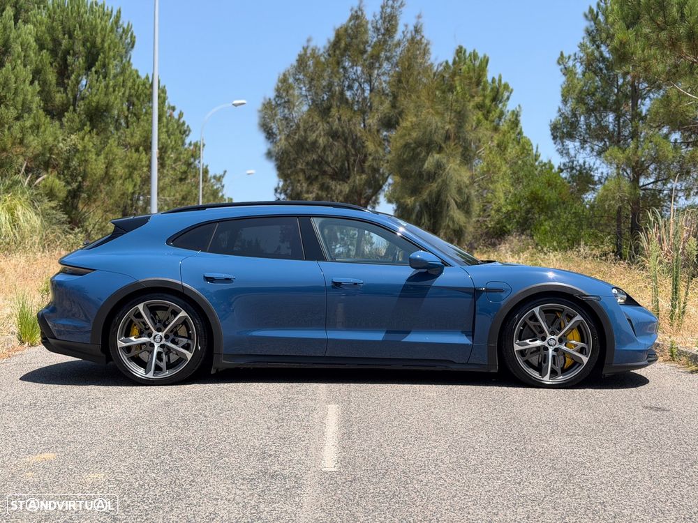 Porsche Taycan Cross Turismo Turbo - 15