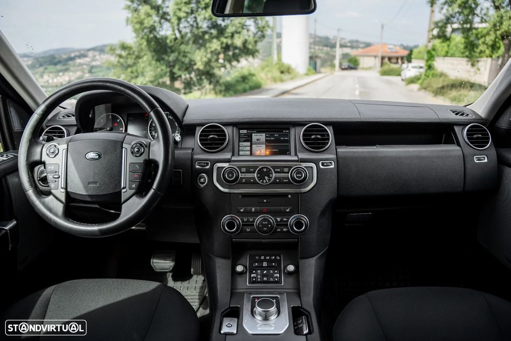 Land Rover Discovery TD V6 SE - 26