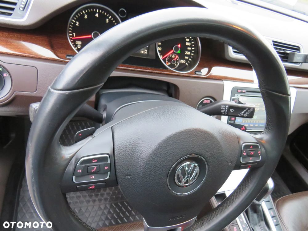 Volkswagen Passat 1.8 TSI Automatik Highline - 21