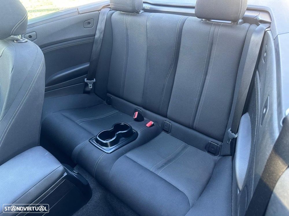 BMW 218 d Cabrio Line Sport - 10