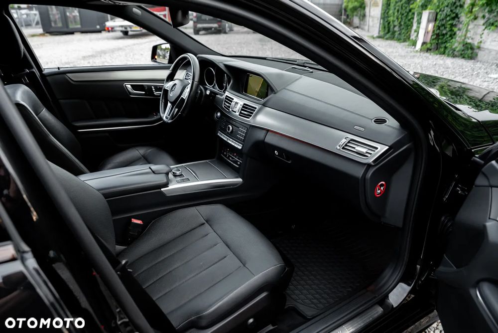 Mercedes-Benz Klasa E 400 4Matic 7G-TRONIC Avantgarde - 20