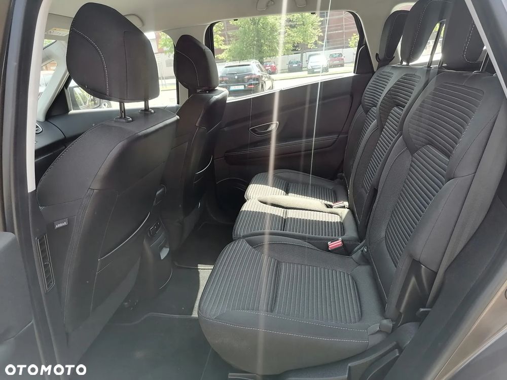 Renault Grand Scenic Gr 1.6 dCi Energy Limited EU6 - 23