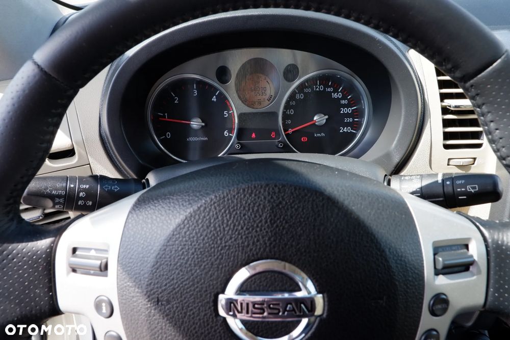 Nissan X-Trail 2.0 dCi 4x4 DPF Automatik Platinum - 18