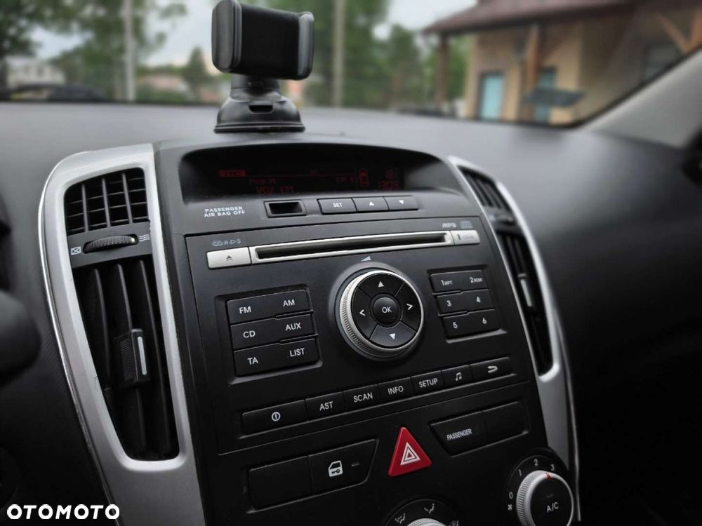 Kia Ceed - 22