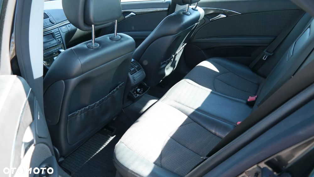 Mercedes-Benz Klasa E 220 CDI Automatik Avantgarde - 16