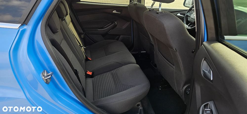 Ford Focus 2.0 TDCi Titanium ASS - 9