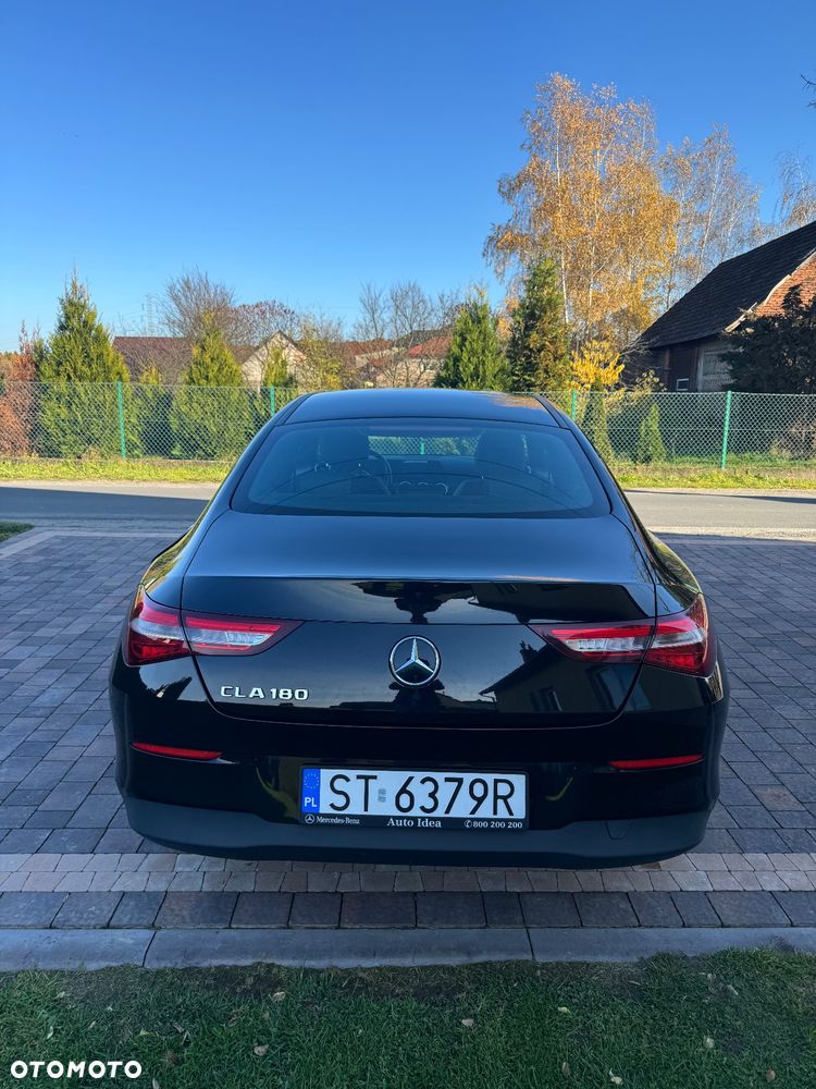 Mercedes-Benz CLA 180 - 2
