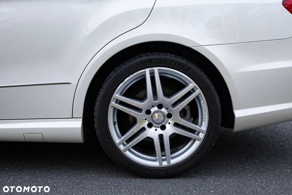 Mercedes-Benz Klasa E - 12