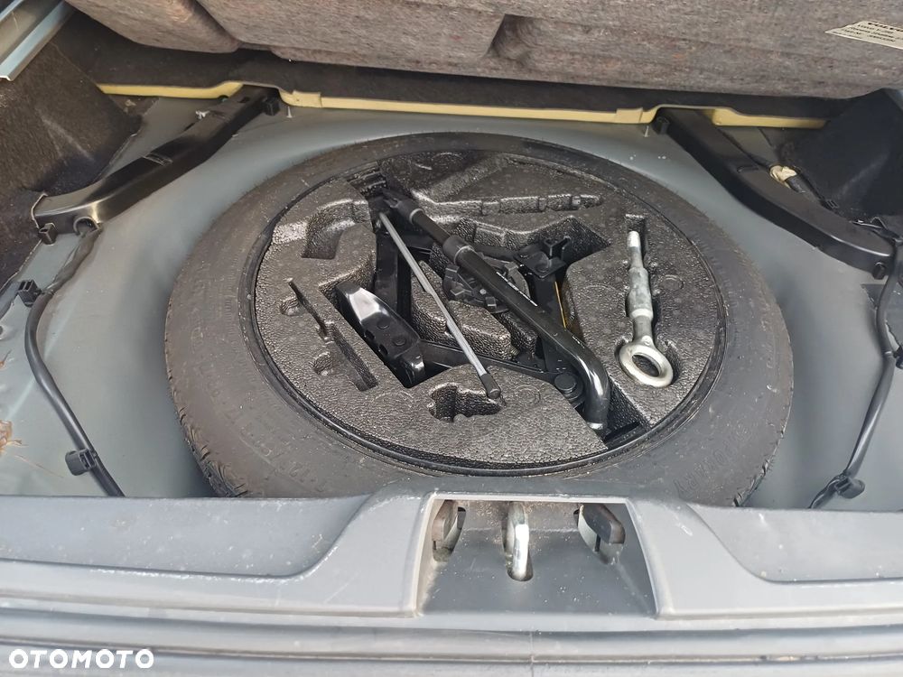 Volvo V70 2.0D Kinetic - 14