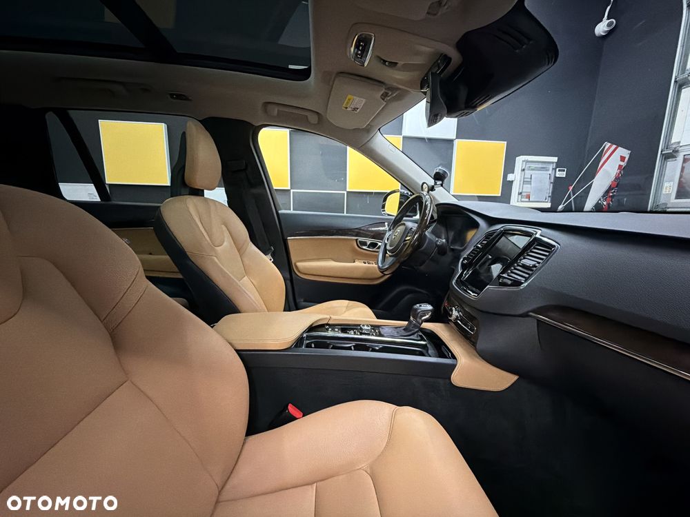 Volvo XC 90 T6 AWD Momentum 7os - 18