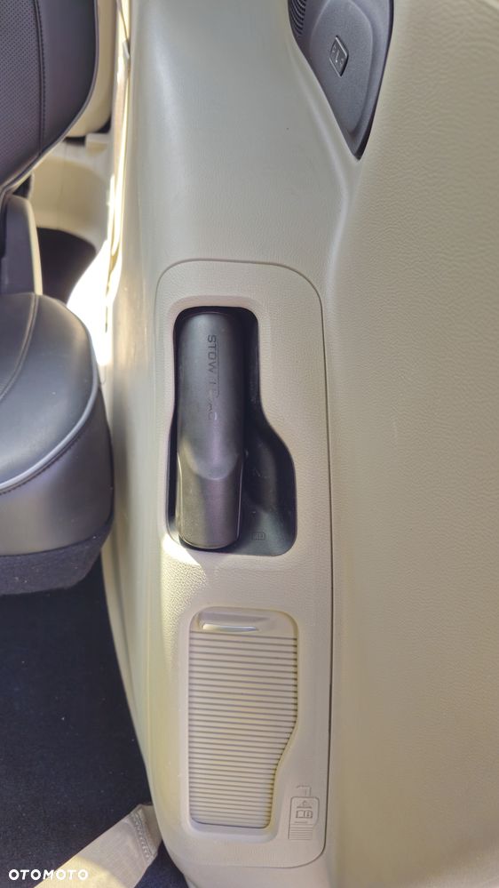 Chrysler Pacifica - 20