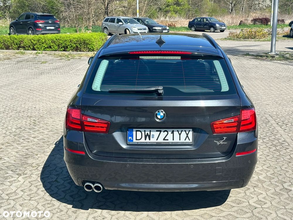 BMW Seria 5 525d Sport-Aut - 12
