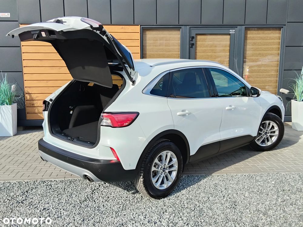 Ford Kuga 2.0 EcoBlue 4x4 TITANIUM - 36