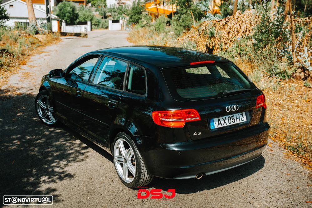 Audi A3 Sportback 1.6 TDI DPF S tronic S line Sport Pack - 5
