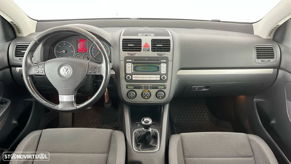 VW Golf 1.9 TDi BlueM. Confortline - 4