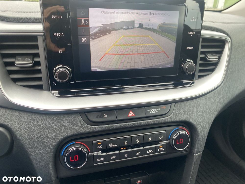Kia Ceed - 23