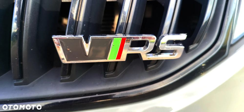 Skoda Octavia 2.0 TDI DSG RS - 10