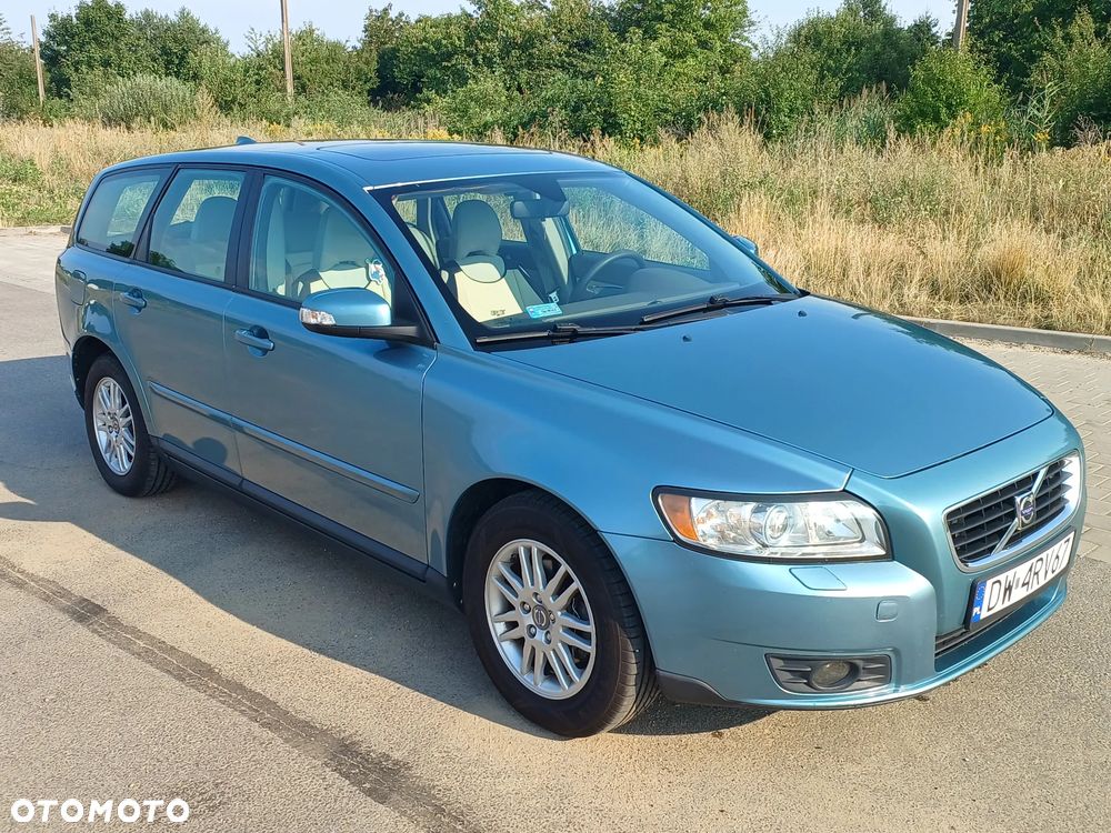 Volvo V50