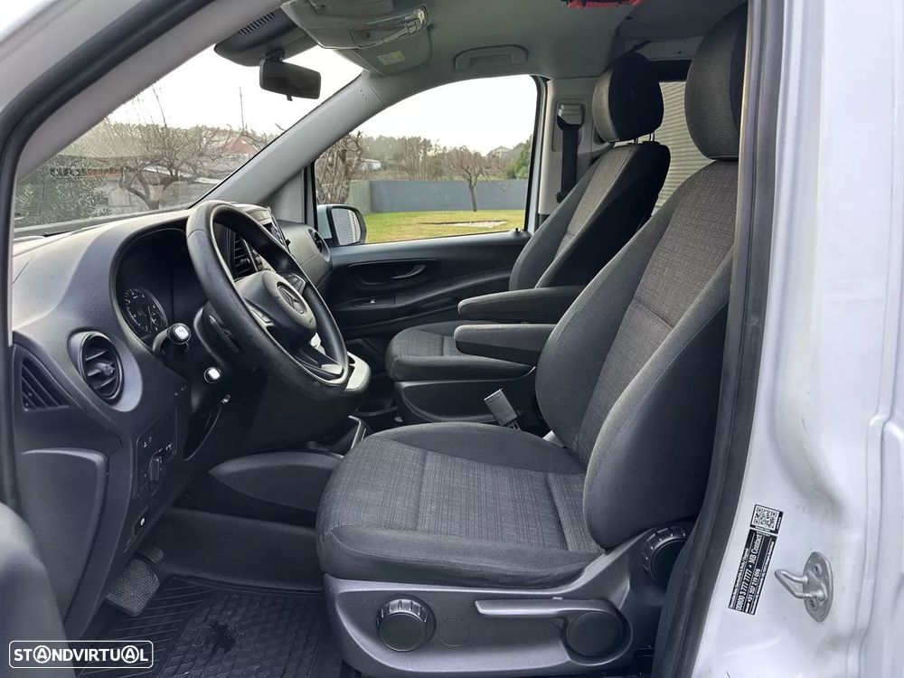 Mercedes-Benz Vito Tourer Longa Aut. PRO - 28