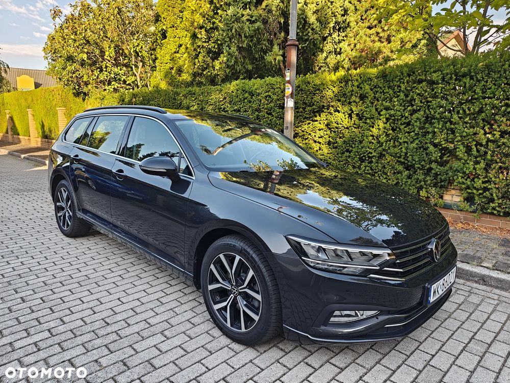 Volkswagen Passat - 2
