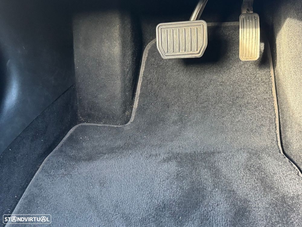 Tesla Model 3 Standard RWD Plus - 37