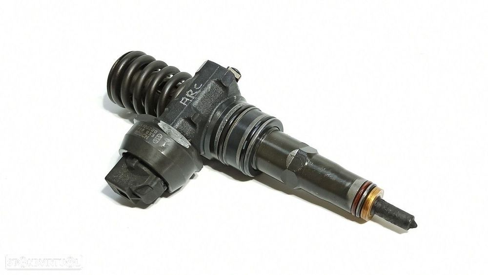 INJETOR VOLKSWAGEN TOUAREG (7LA) TDI V10 - 3