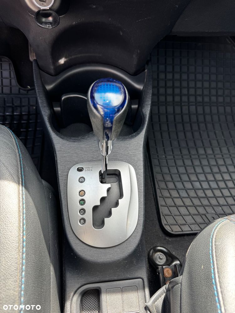 Toyota Yaris - 18