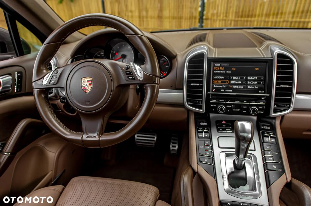 Porsche Cayenne S - 21
