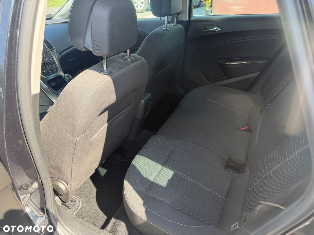 Opel Astra 1.4 T Edition 150 - 19