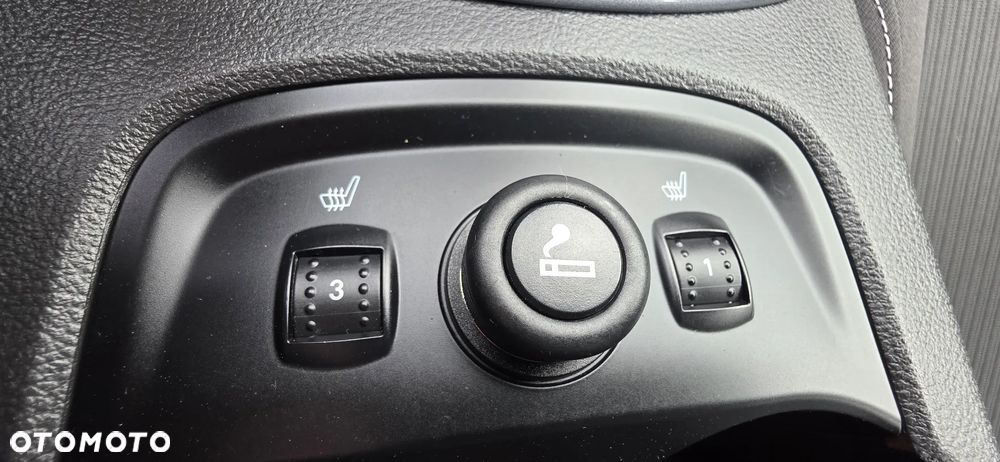 Ford Focus 1.6 EcoBoost Start-Stopp-System Titanium - 28