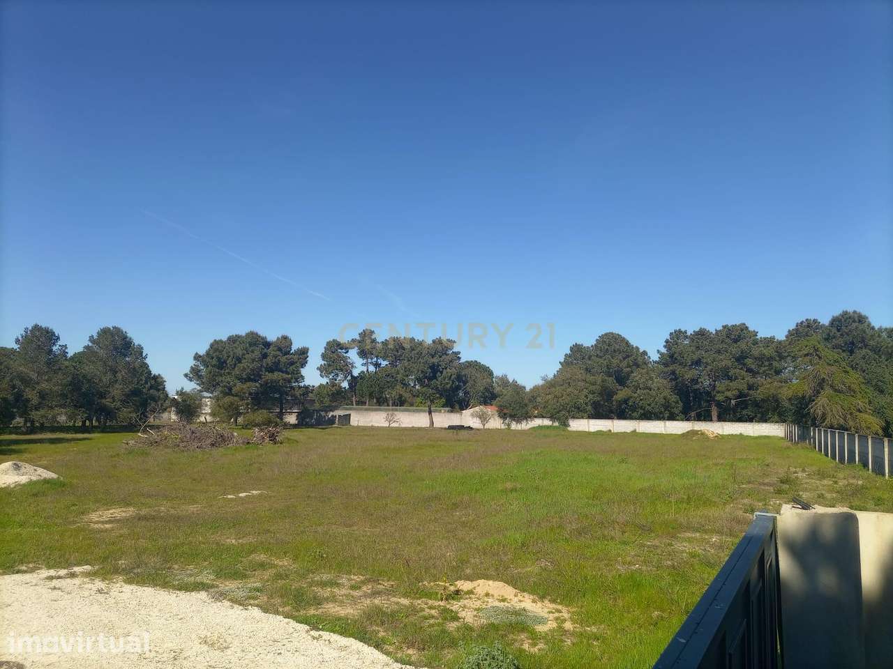 Oportunidade Única: Terreno com Projeto Aprovado em Azeitão - Grande imagem: 3/6