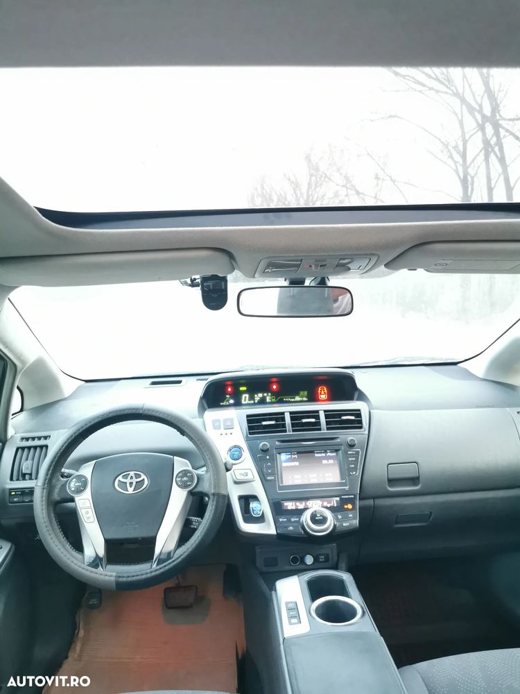 Toyota Prius+ - 7