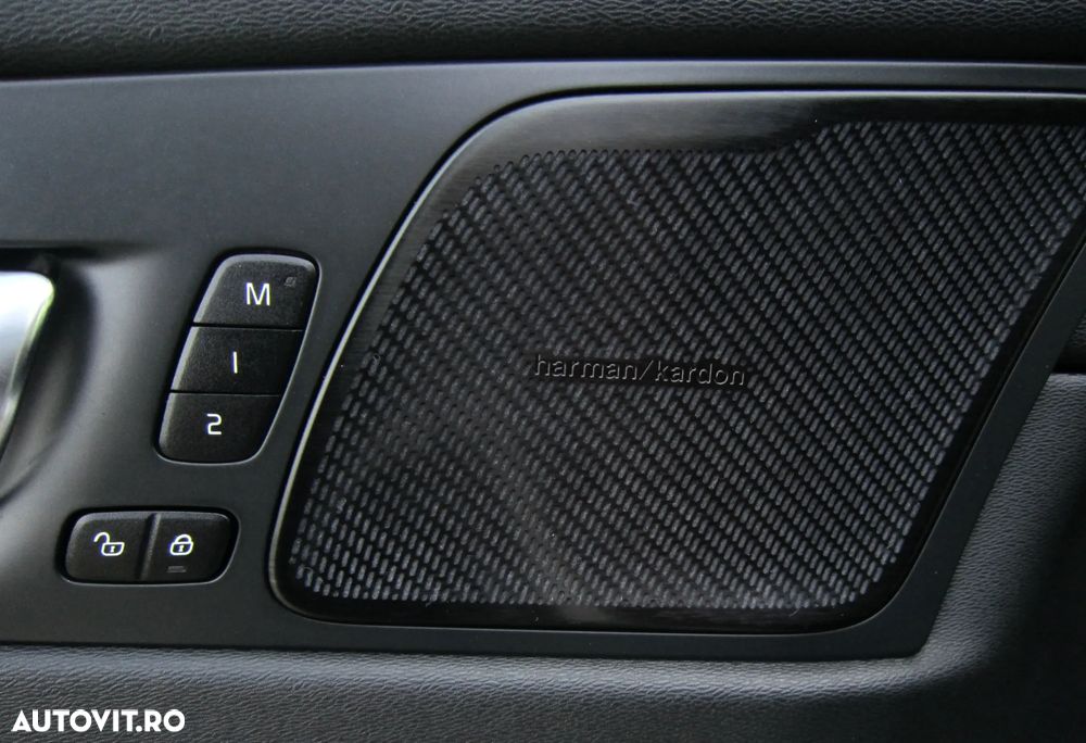 Volvo XC 60 B4 D AWD Geartronic Inscription - 9