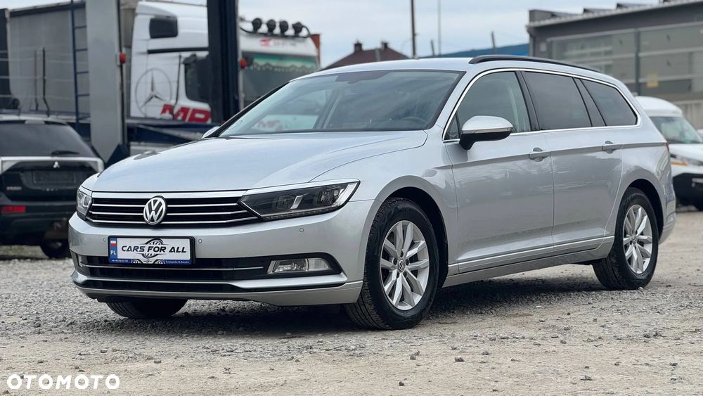 Volkswagen Passat 1.8 TSI (BlueMotion Technology) DSG Comfortline - 4