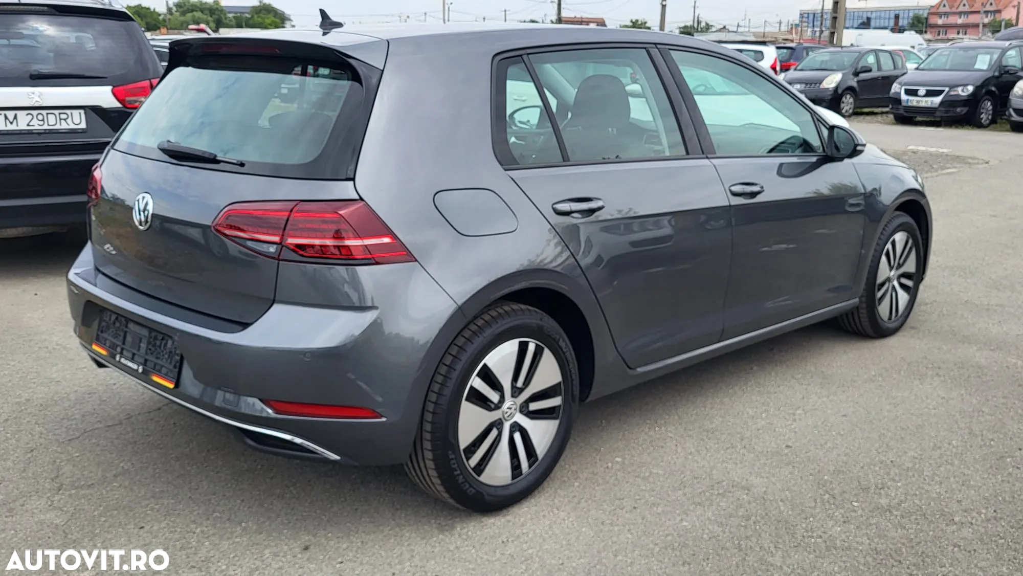 Volkswagen e-Golf - 4