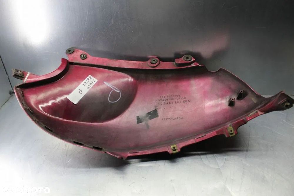 Suzuki XF 650 Freewind 99r boczek przód osłona P - 2