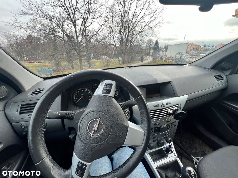 Opel Astra 1.6 - 7