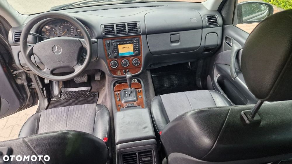Mercedes-Benz ML 350 - 13