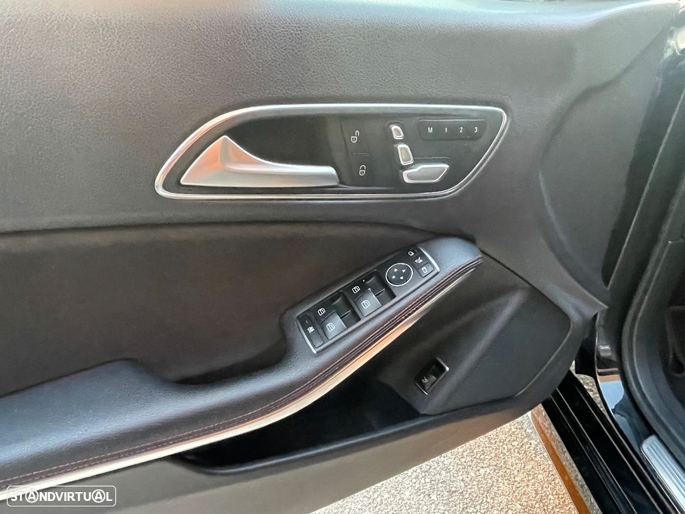 Mercedes-Benz CLA 220 d 7G-DCT AMG Line - 10