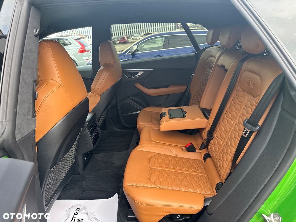 Audi RS Q8 - 25