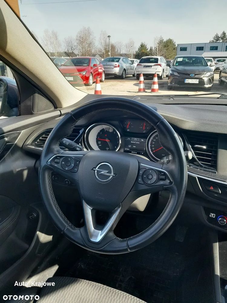 Opel Insignia 1.5 T Elite S&S - 11