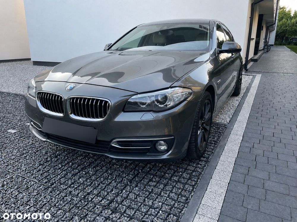 BMW Seria 5 520d Luxury Line - 1