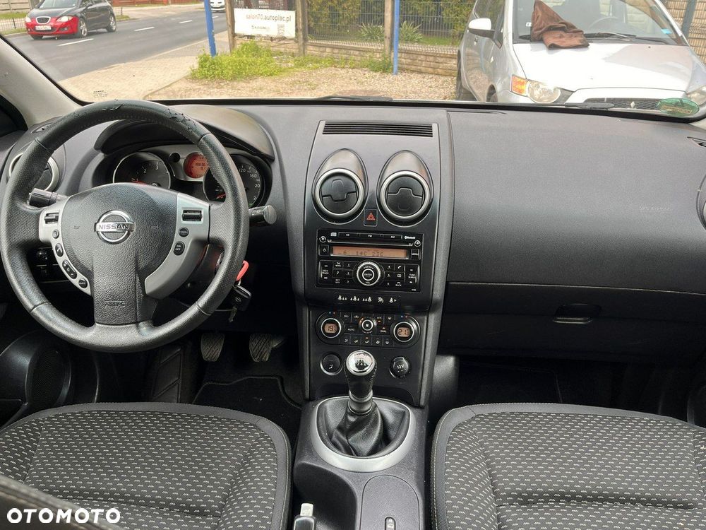 Nissan Qashqai - 14
