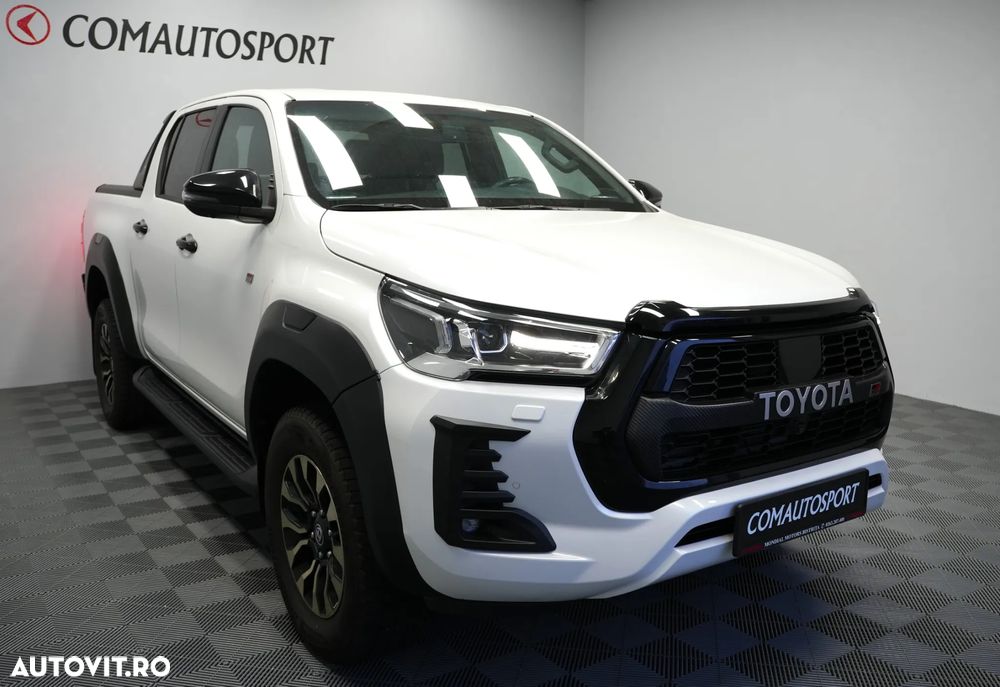 Toyota Hilux 2.8D 204CP 4x4 Double Cab AT GR Sport - 1